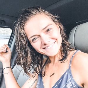 Meet your Posher, Tay